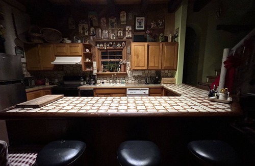 Canoncito House | Pet friendly Glorieta Magic House Family Retreatnnear Santa Fe