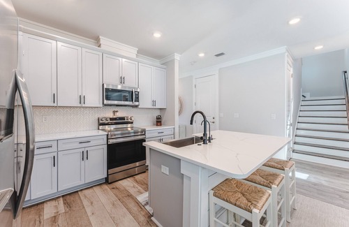 Cape San Blas House | Pet Friendly, Gulf View 4/3.5 Community pool/pickleball courts - open!-SPECIALS!