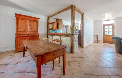 Nanteuil-en-Vallee House | Pet Friendly Home In Nanteuil-En-Vallée With Wifi