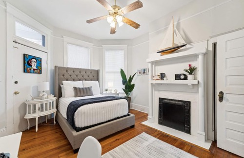 Metropolitan Condo | Pet Friendly, Heart of Starland District Charmer w/ Parking by Lucky Savannah