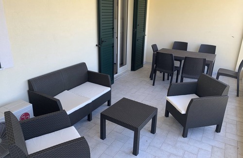 Piraino House | Pet-Friendly Holiday Home Calanovella Mare with Garden & A/C