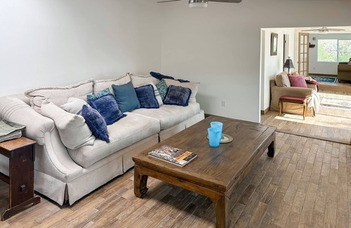 Morongo Valley House | Pet-Friendly Home with Desert Views