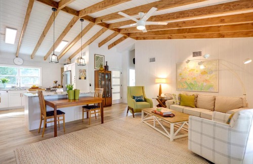 Rio House | Pet-Friendly Home about 6 Mi to Jensen Beach Park!