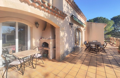Cruzy House | Pet friendly home in Cruzy