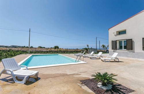 Ragusa House | Pet friendly home in Ragusa