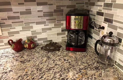 Southwest Raleigh Apartment | Pet friendly home near NCSU/Centennial/Meredith