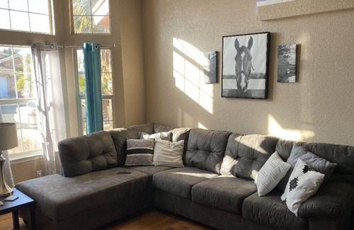 Northeast El Paso Bed & Breakfast | Pet Friendly Home
