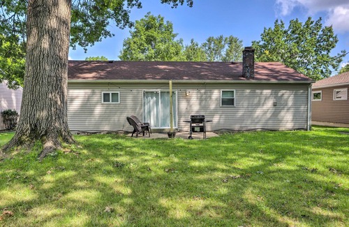 Parma Heights House | Pet-Friendly Home w/Yard, 10 Mi to Dtwn Cleveland