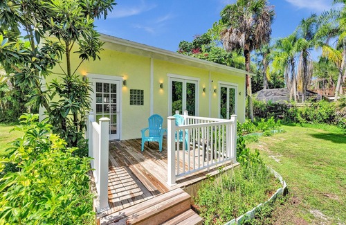 Lake Worth House | Pet-Friendly Home w/Fenced Yard, BBQ & Swing Set