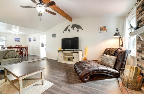 Northwest Reno House | Pet-Friendly Home with Hot Tub! 6 Mi to Dtwn Reno