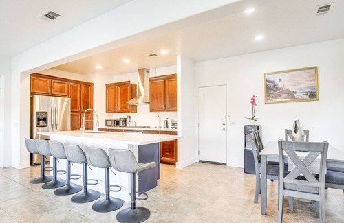 Indio House | Pet-Friendly Indio Home: Pool, Jacuzzi & Fire Pit!