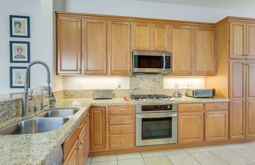 Indio House | Pet-Friendly Indio Home w/Hot Tub: 55+ Community