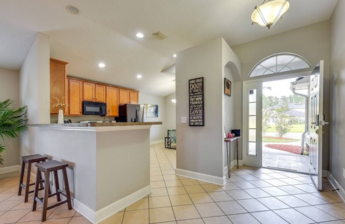 Northside House | Pet-Friendly Jacksonville Home Rental w/ Lanai!