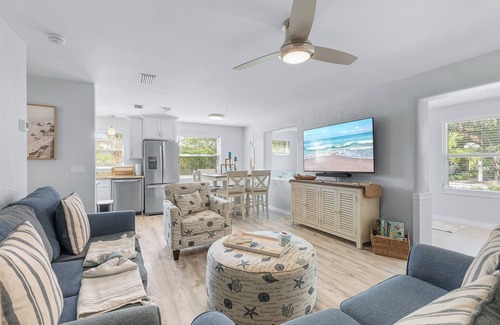 New Smyrna Beach House | ☀️ Pet Friendly - Lemon Drop☀️