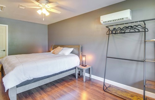 Langley House | Pet-Friendly Langley Home < 3 Mi to Lake!