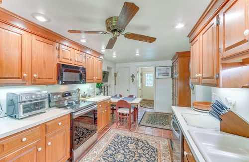 Palmyra House | Pet-Friendly Lebanon Vacation Rental on 6 Acres!