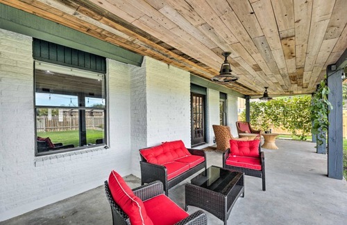 Lockhart House | Pet-Friendly Lockhart Home w/Private Yard!