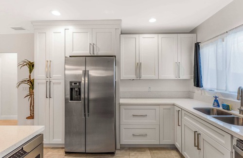 Franklin House | Pet Friendly|Modern Home|Central Location
