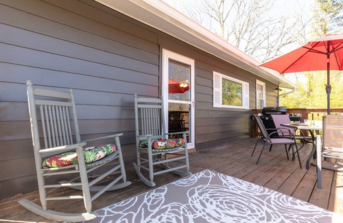 Weaverville Cottage | Pet-Friendly Mountain View Cottage - Large deck & views of Blue Ridge Mtns.