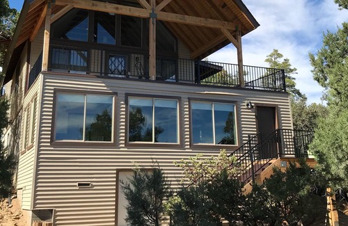 Highland Pines Cabin | Pet-Friendly Mountain Hide-A-Way w/Game & Media Room