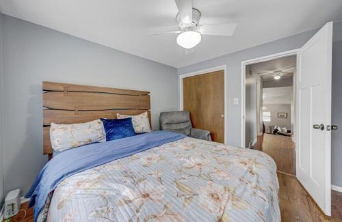 Villa Park House | Pet Friendly Near Airport 25Mi to Downtown CHI