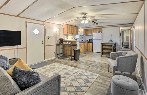 Fellowship House | Pet-Friendly Ocala Retreat w/ Fenced Yard!