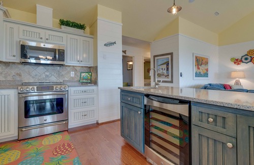 Sea Retreat House | Pet Friendly, Ocean Views, Pool & Hot Tub!