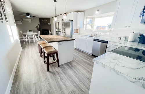 Briargate House | PET FRIENDLY/PING PONG/GAME ROOOM!FAMILY GATHERING