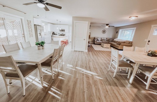 Briargate House | PET FRIENDLY/PING PONG/GAME ROOOM!FAMILY GATHERING
