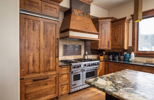 Winter Park House | Pet Friendly Paradise | Luxe Neighborhood | Hot Tub & Pool Table | Lakota Reserve