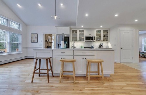 Kennebunkport House | Pet Friendly! Perfectly Located in Kennebunkport!