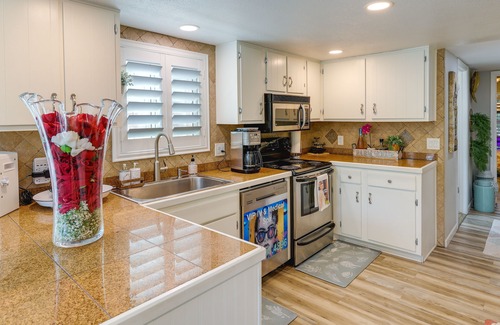 Roadrunner Estates Cottage | Pet-friendly Phoenix Oasis w/3 Covered Patios!