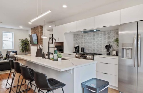 Mexican War Streets House | Pet-Friendly Pittsburgh House: 3BR, Yard