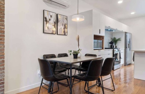 Mexican War Streets House | Pet-Friendly Pittsburgh House: 3BR, Yard