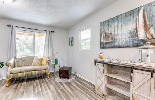 Port Charlotte House | Pet-Friendly Port Charlotte Home 6 Mi to Beach!