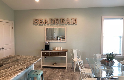 Gulf Shores House | Pet Friendly! Private Pool - Beach, Restaurants, Entertainment Minutes Away!