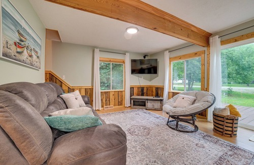 Prudenville Cottage | Pet-Friendly Prudenville Getaway w/ Fire Pit!