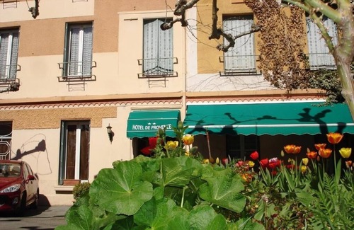 Digne-les-Bains Hotel | Pet-Friendly Room Close to Musée Gassendi