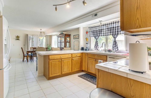 Green Valley Ranch House | Pet-Friendly Retreat w/Fenced Yard in Denver