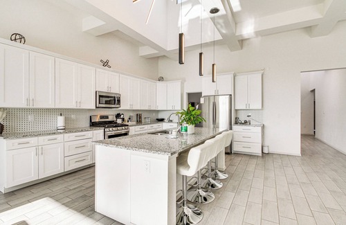 Rio Rancho House | Pet-Friendly Rio Rancho Home w/Fire Pit
