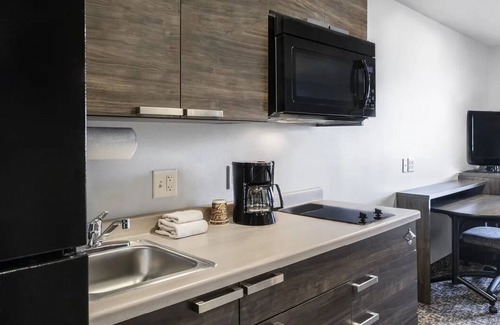 Idaho Falls House | Pet-Friendly Room Ideal for Family Adventures Near Idaho Falls Zoo