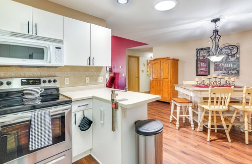 Kohler House | Pet-Friendly Sheboygan Home: 4 Mi to Lake Michigan