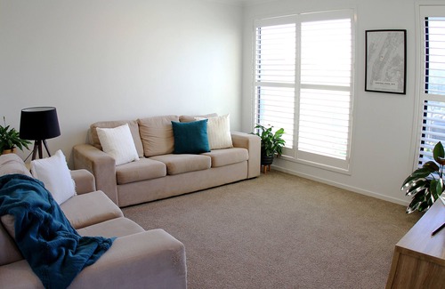 Ocean Grove House | Pet Friendly Shorebreak Summer Family Retreat