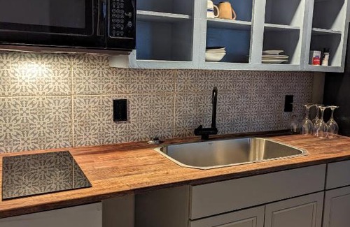 Gulfport House | Pet friendly single story garden condominium