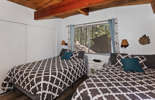 Summit Estates House | Pet-friendly ski home near Snow Summit Resort with fenced yard and more!