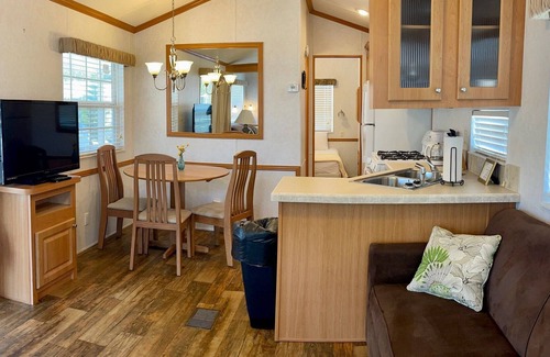 St. Augustine Beach Cottage | Pet Friendly St. Augustine Cottage - Just 2 blocks from the beach!