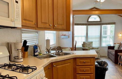 St. Augustine Beach Cottage | Pet Friendly St. Augustine Cottage - Just 2 blocks from the beach!
