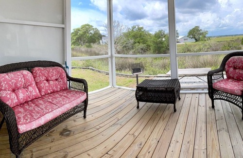 St. Augustine Beach Cottage | Pet Friendly St. Augustine Cottage - Just 2 blocks from the beach!