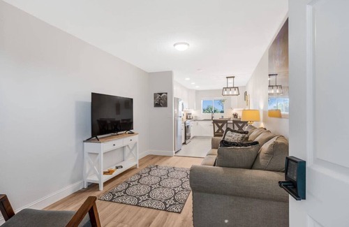 Santa Maria House | Pet-Friendly, Stylish Home w/Backyard Oasis