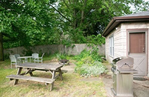 Stevensville House | Pet Friendly, Sunset Ridge, Sleeps 8